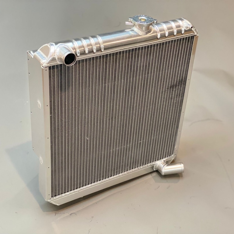 Land Rover Series 3 uprated radiator - V8 conversion