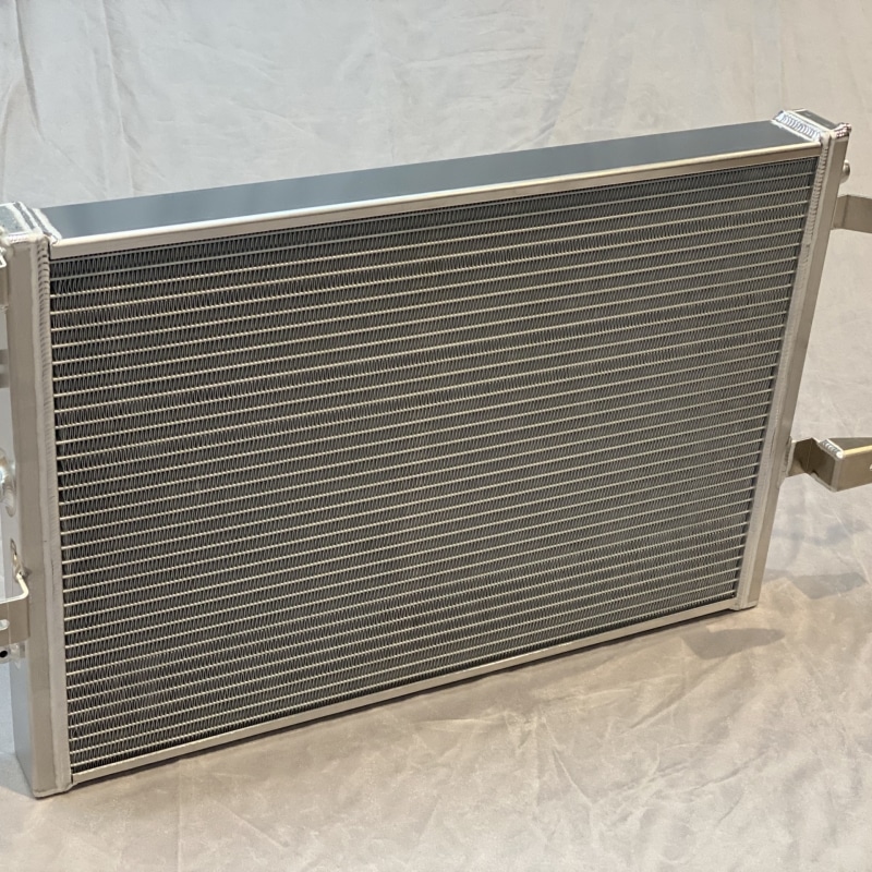 Jaguar XJR Supercharged, uprated charge cooler radiator